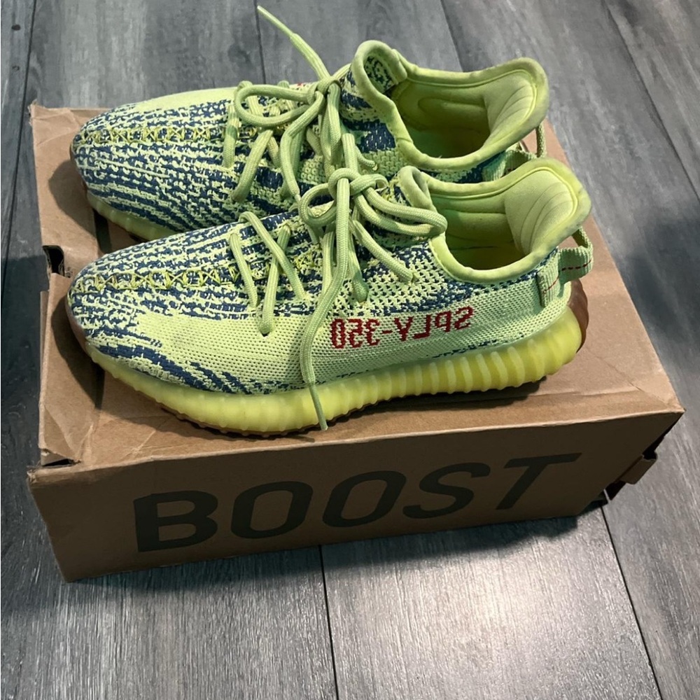 Yeezy Green Sneakers Boost 350 V2